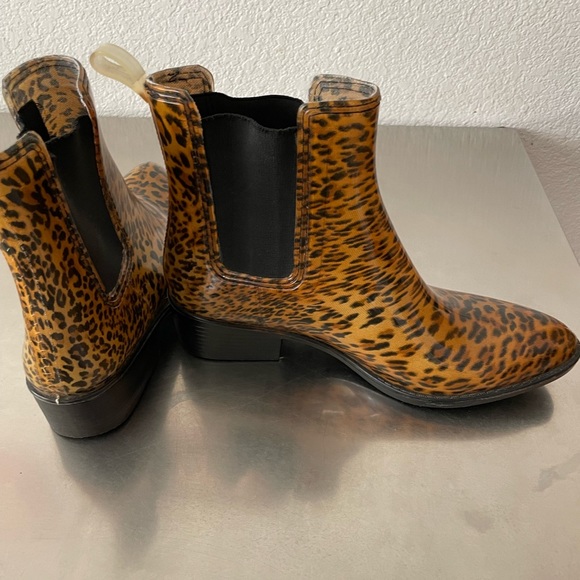 Jeffrey Campbell animal cheetah cowboy rain boots size 9/10 - Picture 4 of 4